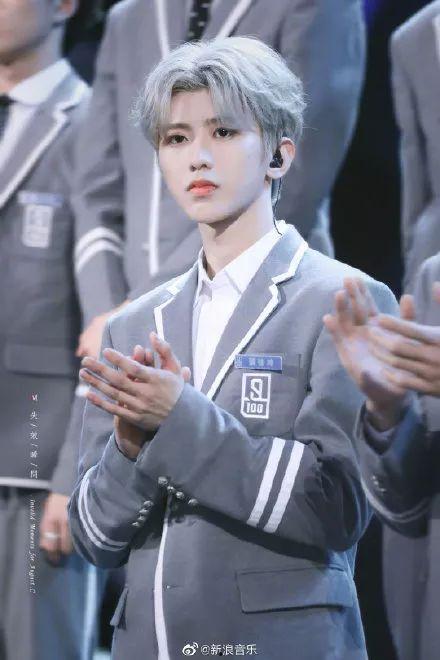 蔡徐坤白鹿吃瓜爆料最新,娱乐圈幕后真相大揭秘 第2张 蔡徐坤白鹿吃瓜爆料最新,娱乐圈幕后真相大揭秘 第2张